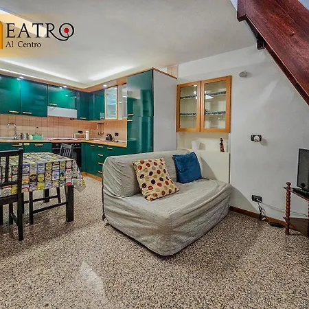 Teatro Al Centro Apartment *